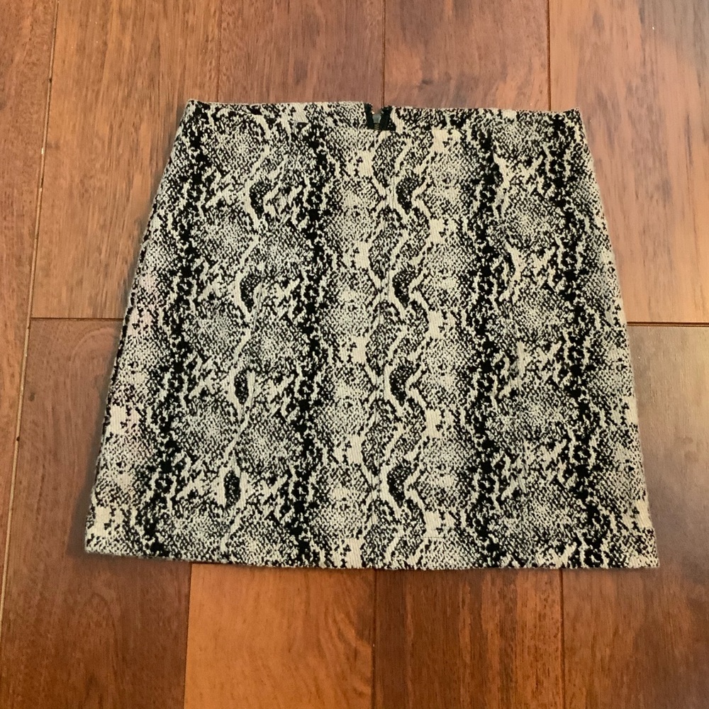 Free People black and light pink knit mini skirt